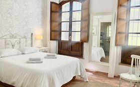 Lyrioshomes Malaga La Merced Centro