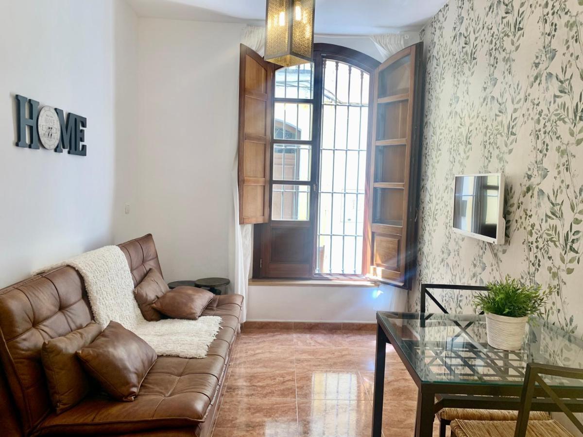 Lyrioshomes Malaga La Merced Centro Exterior foto